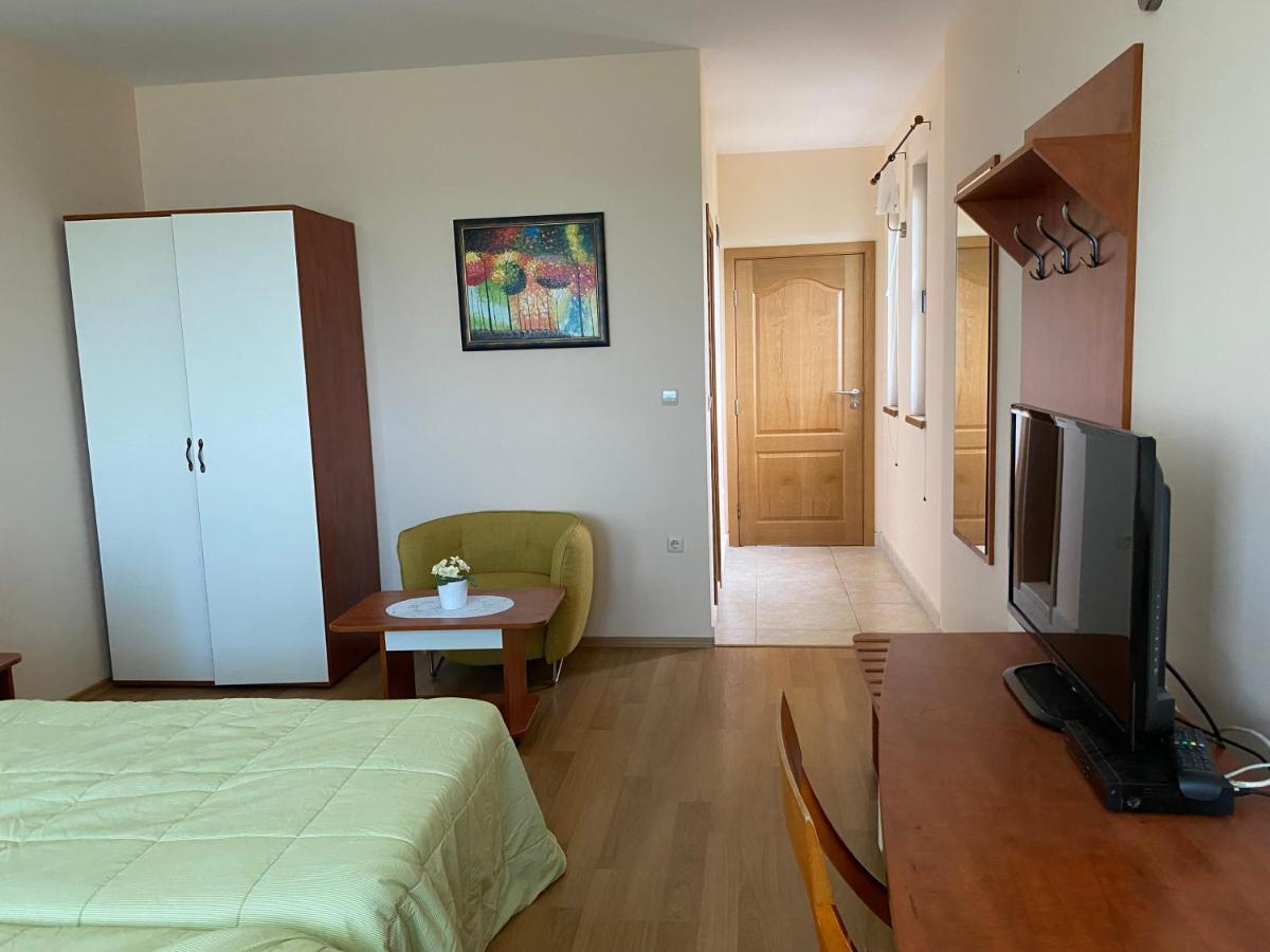 Guest House Golden Flake Bŭlgarevo Eksteriør billede