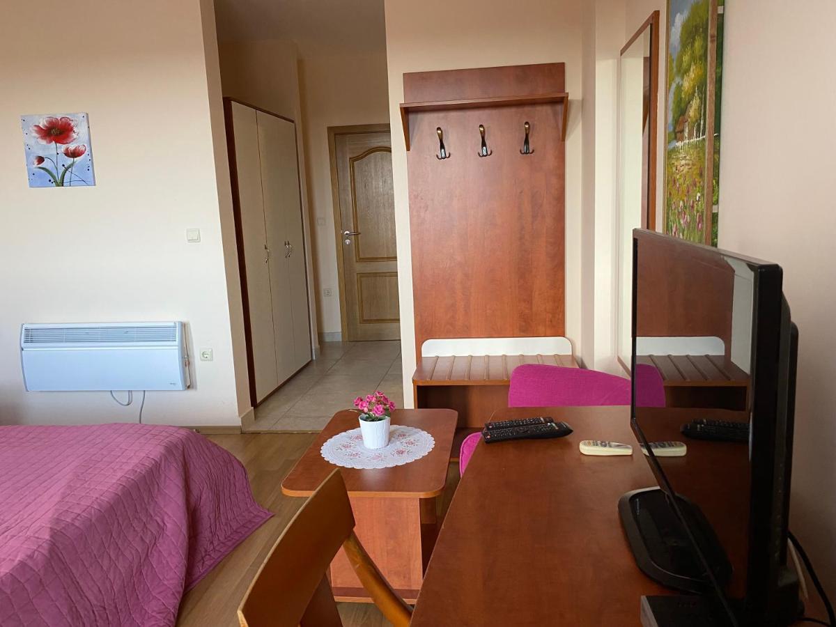 Guest House Golden Flake Bŭlgarevo Eksteriør billede