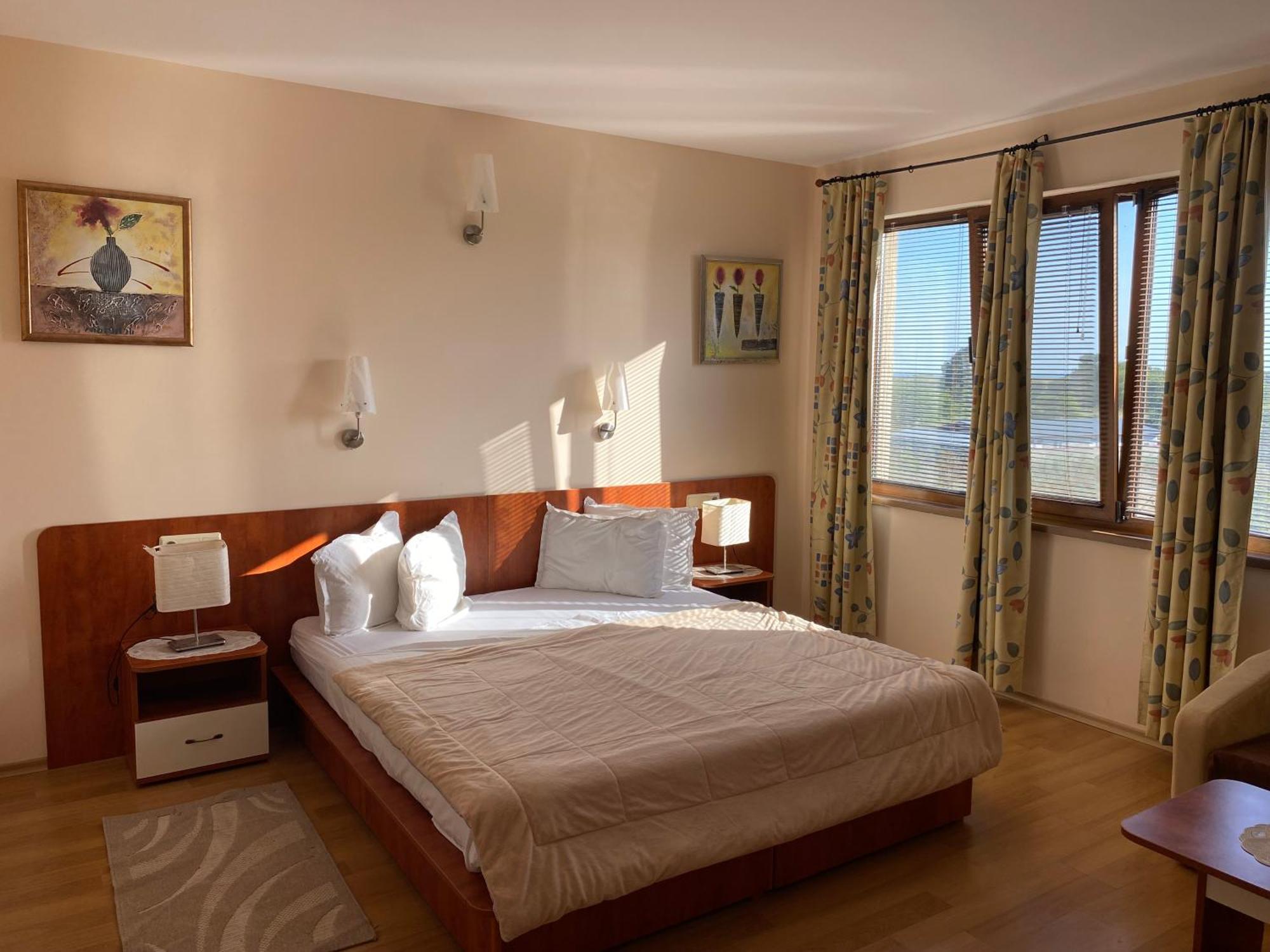 Guest House Golden Flake Bŭlgarevo Eksteriør billede